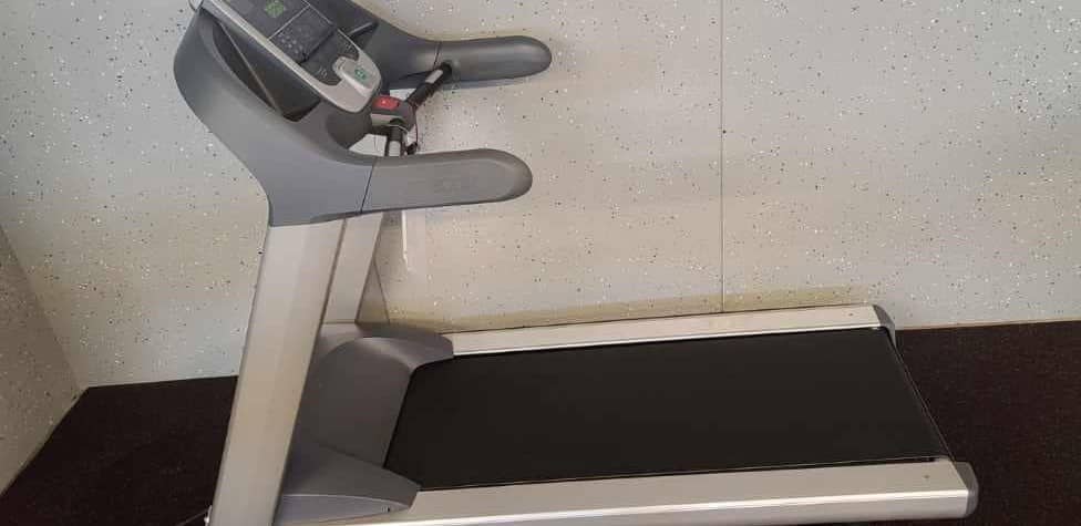 Precor 932i Experience Treadmill - Image 2