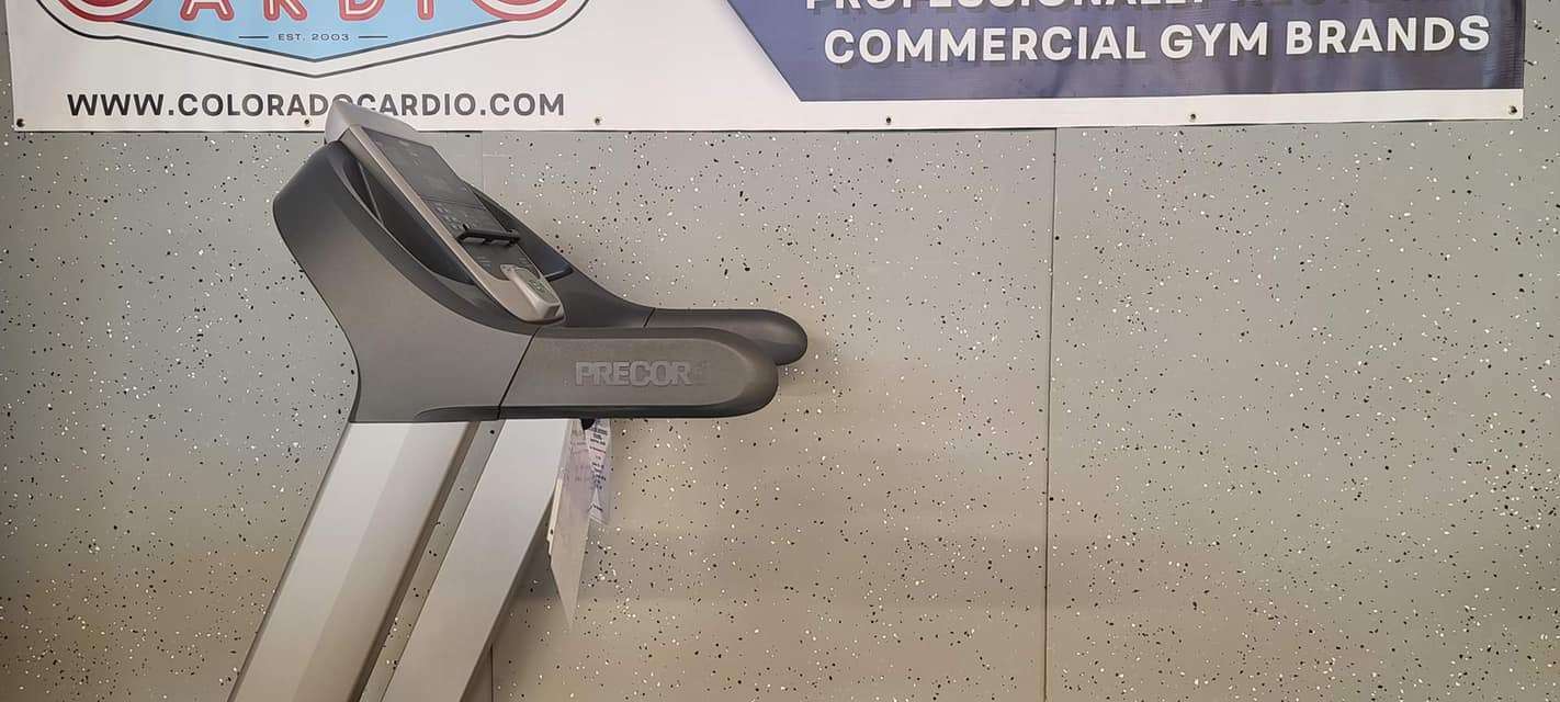 Precor 932i Experience Treadmill - Image 3