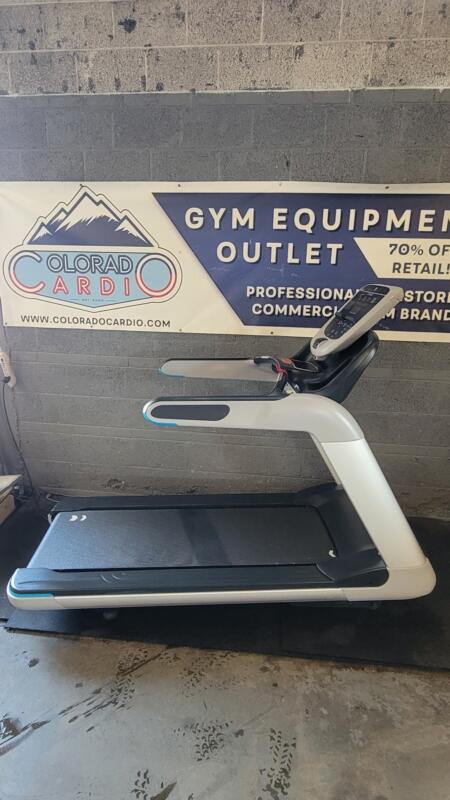 Precor TRM 835 V2 Treadmill with P30 Console - Image 7
