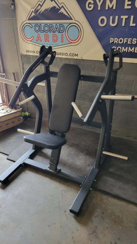 Intense ISO Lateral Incline Chest Press