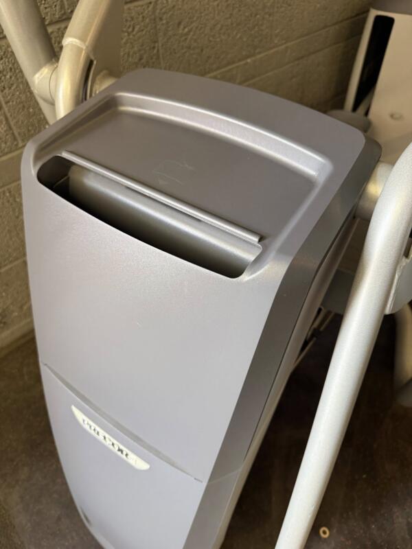 Precor EFX 534i Experience w/ Moving Arms - Image 11