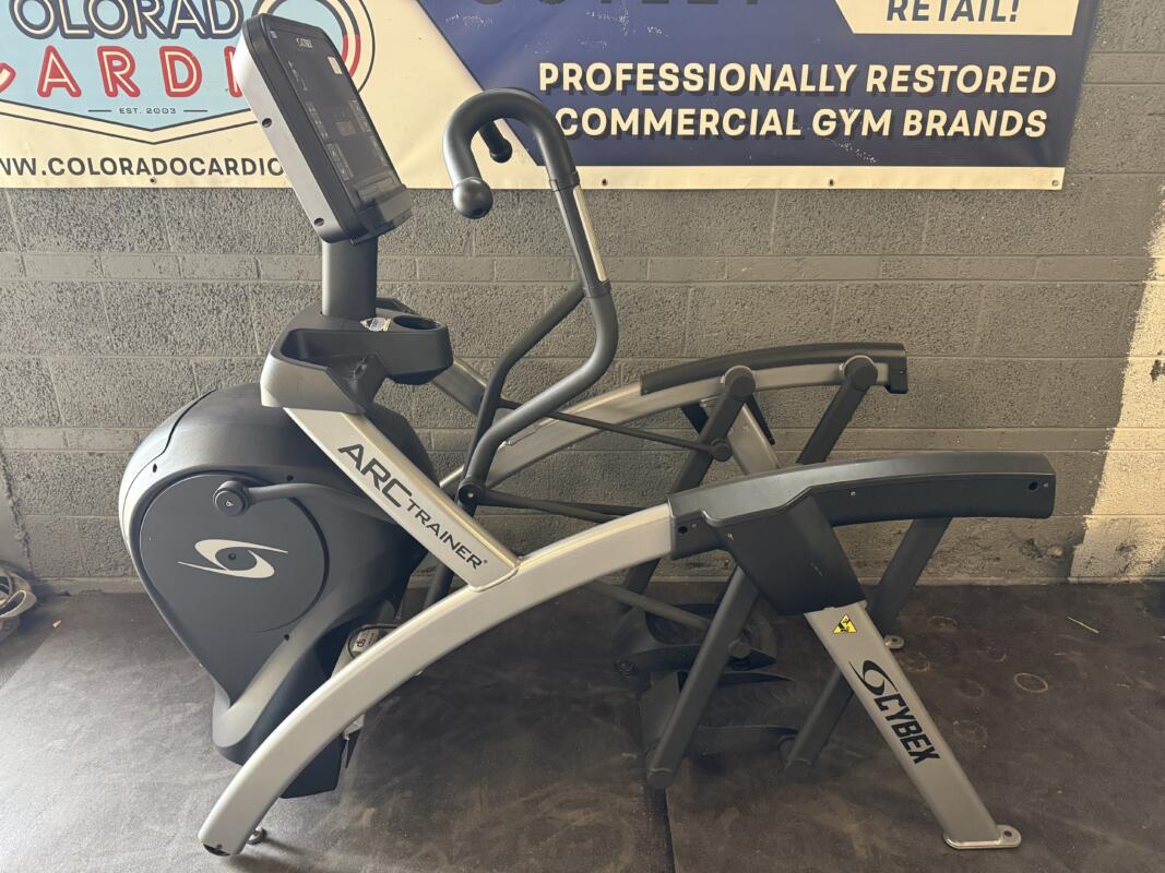Cybex R Series Total Body Arc Trainer Elliptical - Image 6