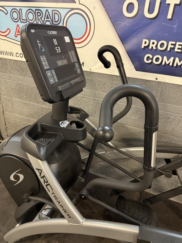 Cybex R Series Total Body Arc Trainer Elliptical - Image 4