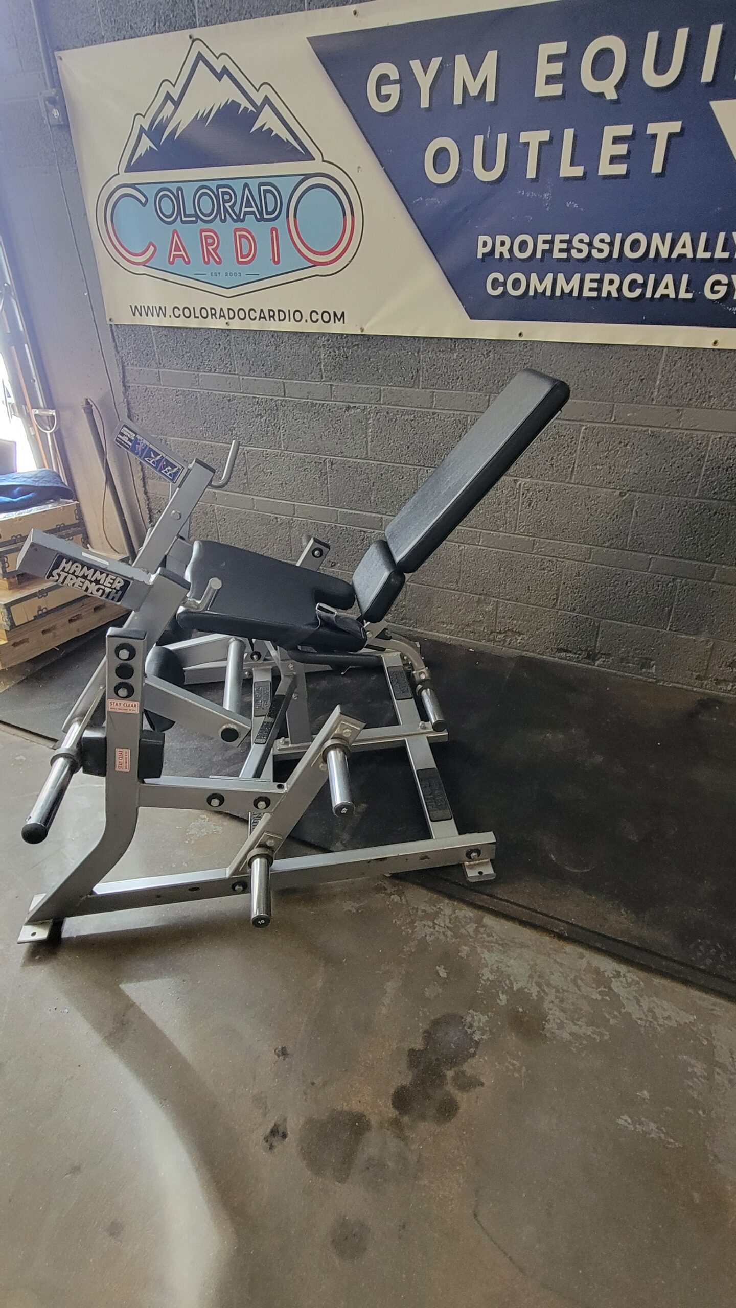 Hammer Strength Leg Extension