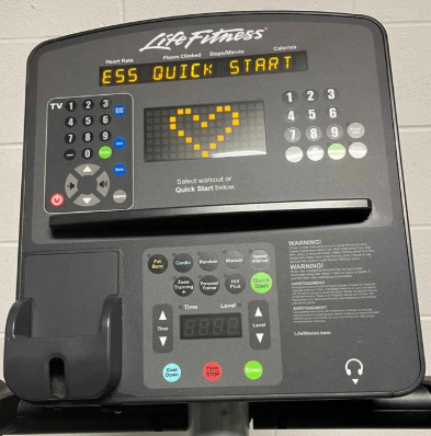 Life Fitness Integrity Series PowerMill Climber - Image 3