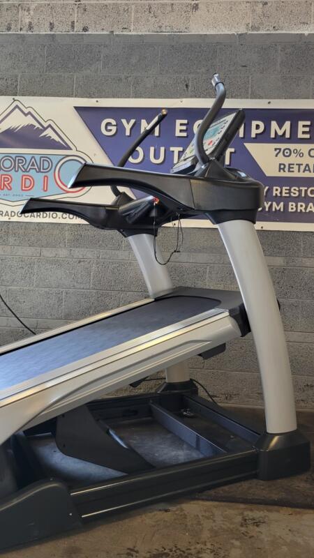 True Fitness Ti1000 Alpine Runner 30% Incline - Image 10